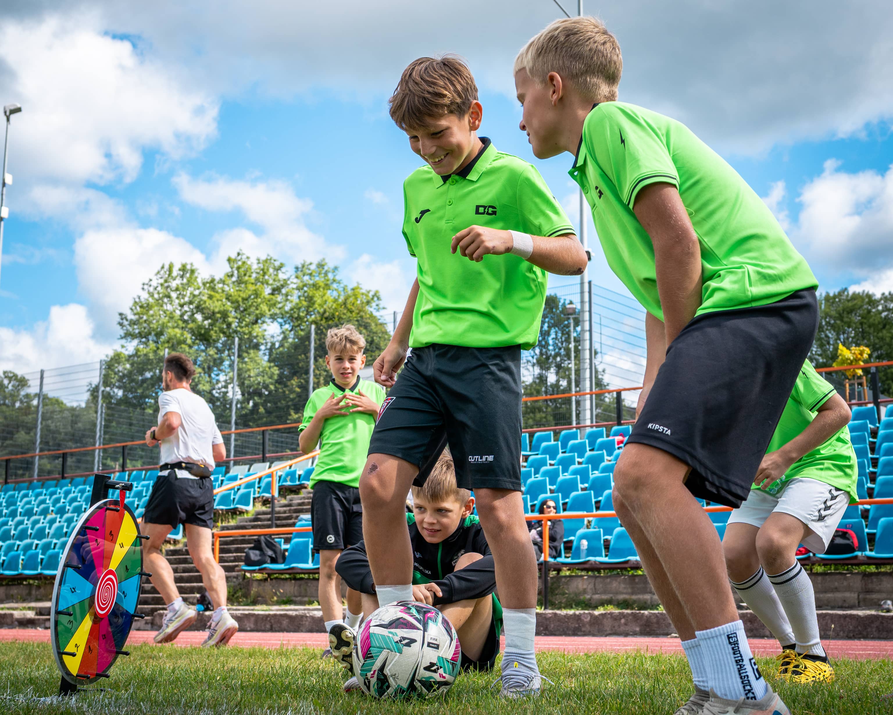 Dobry Grajek — zabawa i drybling w grupie